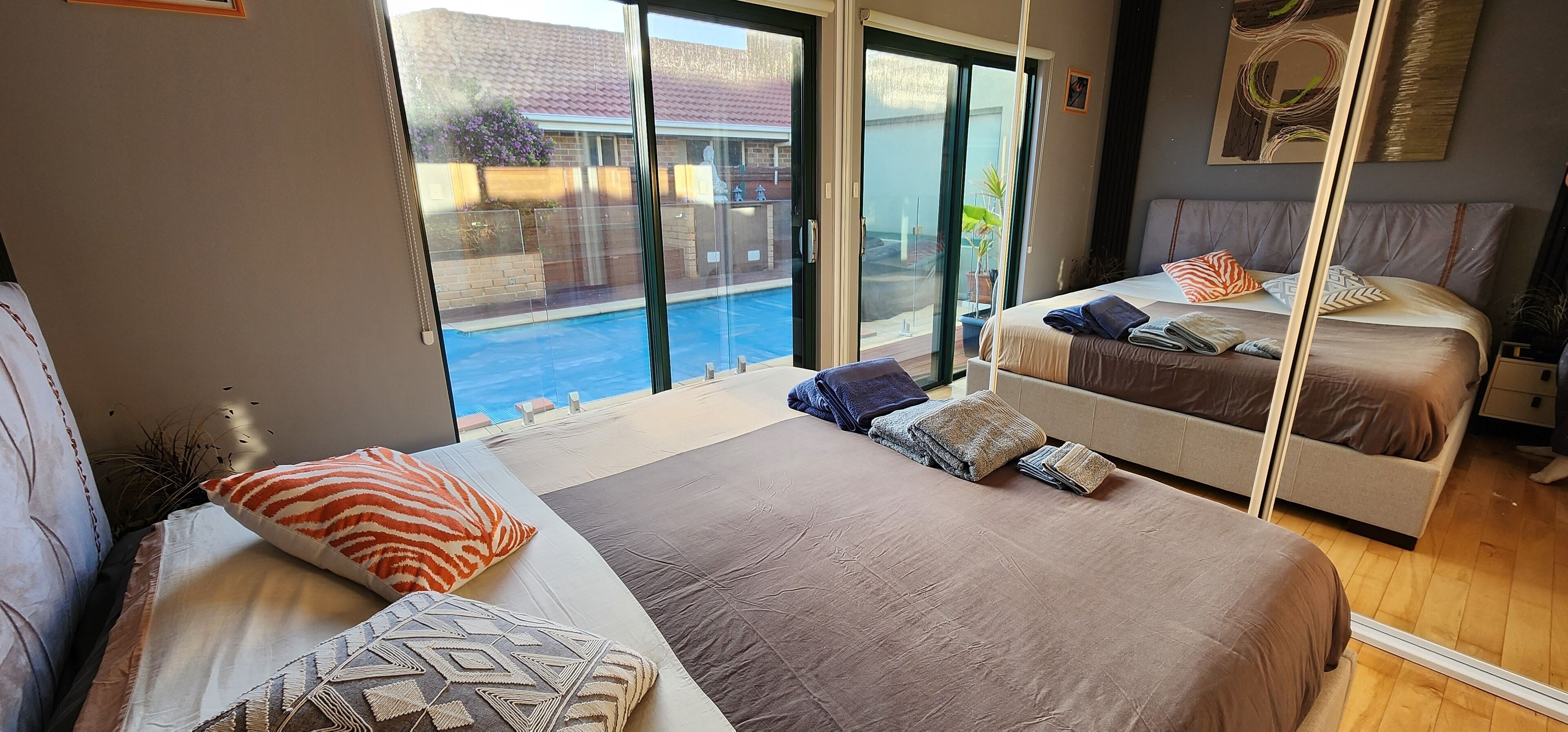 2 bedrooms, iron/ironing board, free WiFi, bed sheets