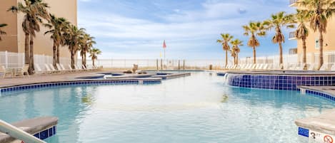 屋内プール、温水プール