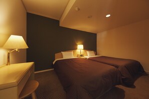 Deluxe Room, Balcony, Mountain View | In-room safe, free WiFi, bed sheets - Fourtreat Hakone Sengokuhara (Hakone)