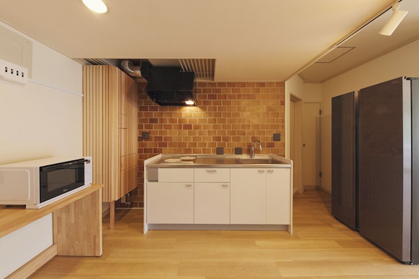 Deluxe Room, Balcony, Mountain View | Private kitchen | Fridge, microwave, cookware/dishes/utensils