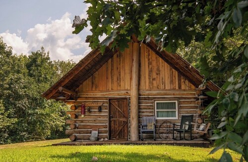 All-Inclusive Ranch Stay • Sleeps [19] • Weddings & Family Gatherings