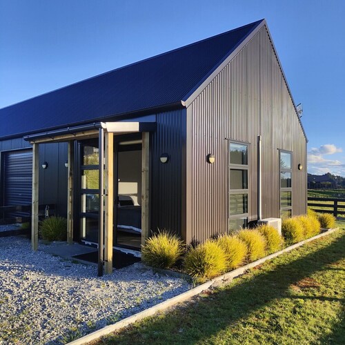 Katelyn Studio  - Rural Couples Retreat