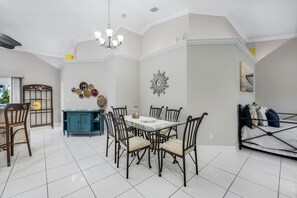 Dining - New! Salty Steps - Naples Getaway with Hot Tub & Outdoor Kitchen (Naples)
