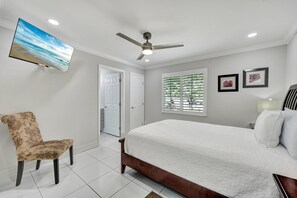 Een strijkplank/strijkijzer, gratis wifi, beddengoed