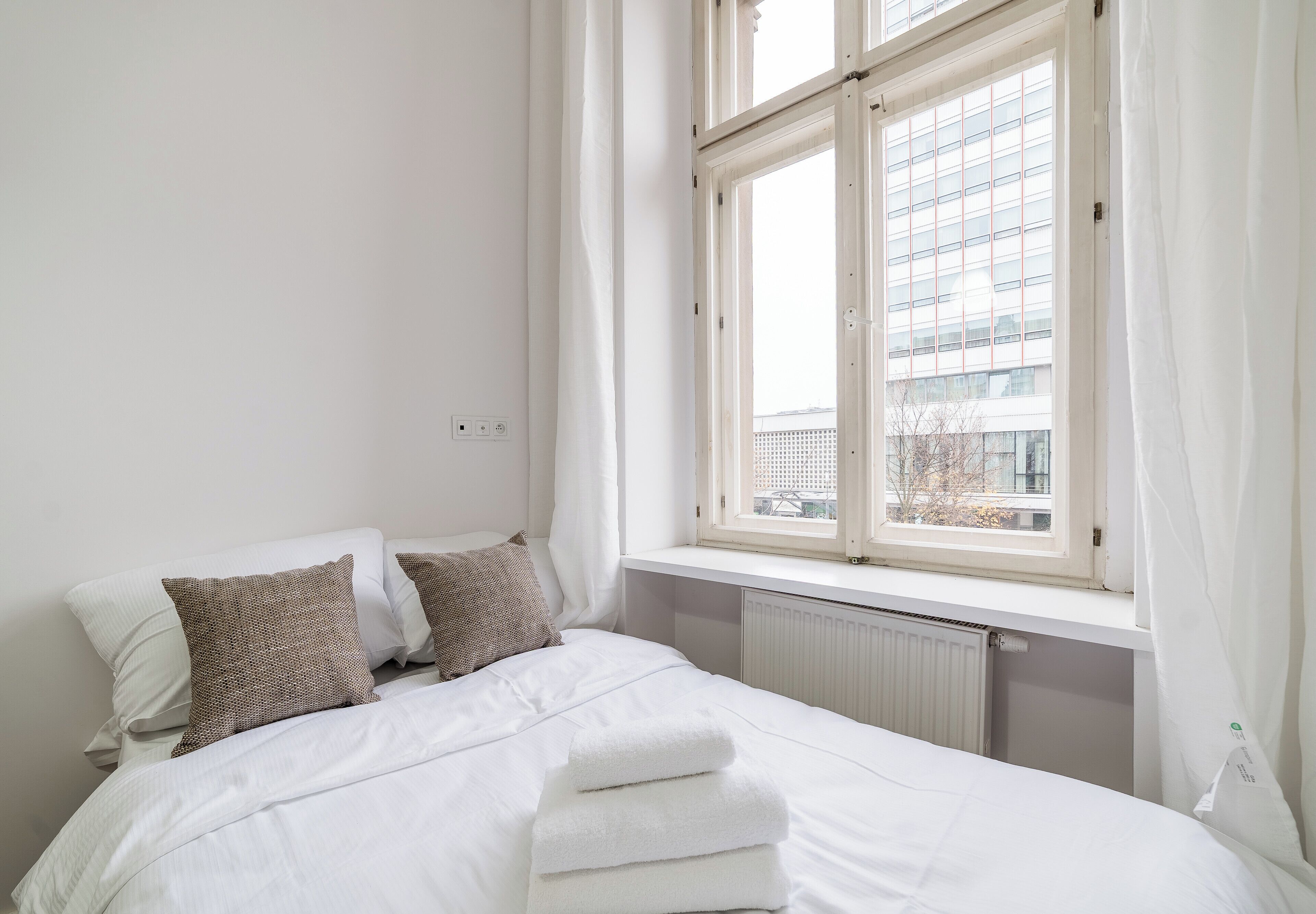 熨斗/熨衣板、WiFi、床单