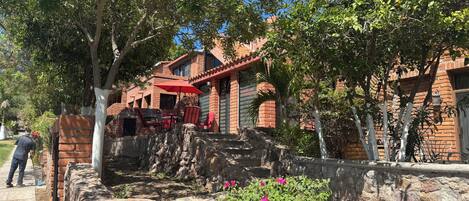 Enceinte de lâhĂ©bergement