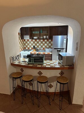 Microondas, horno y parrilla de estufa 