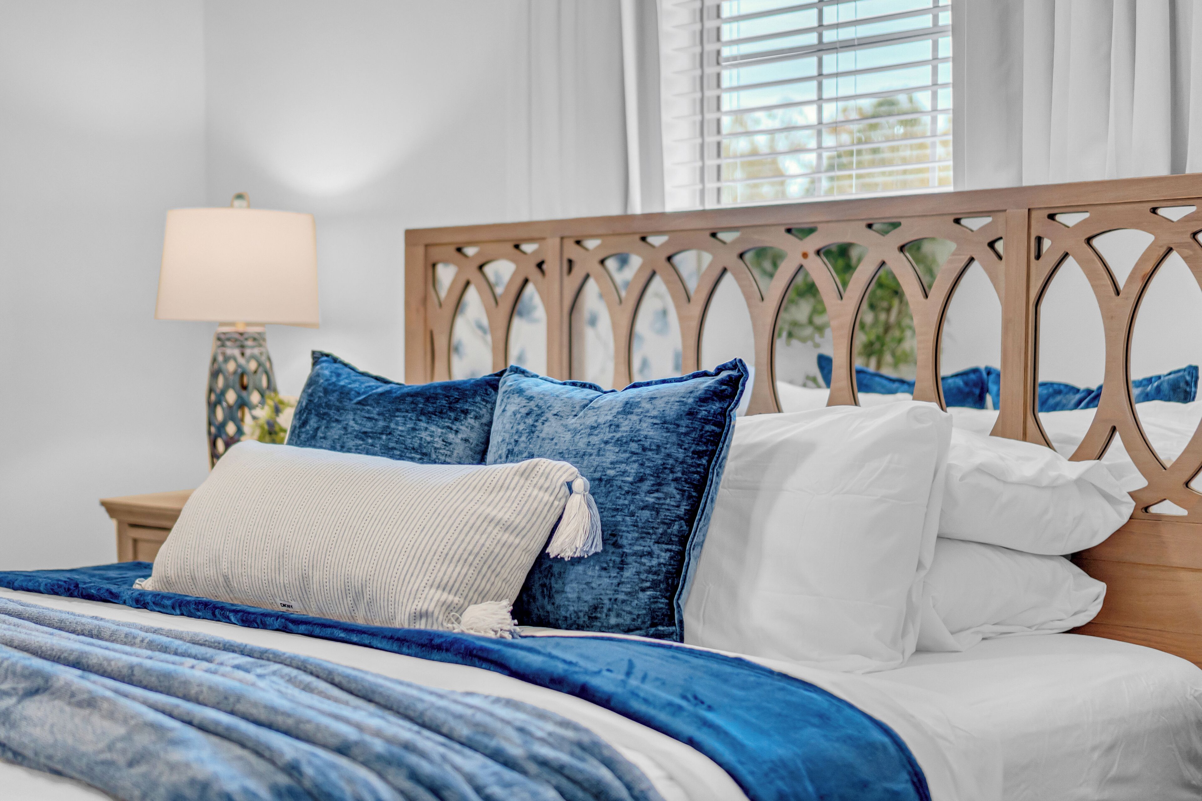 3 bedrooms, desk, iron/ironing board, travel crib