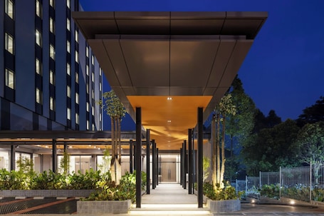 Exterior. Hotel Neo Kota Baru Parahyangan