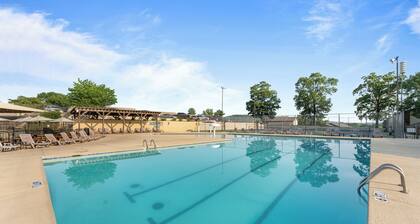 New Listing Special!! Heated Indoor Pool - Hot Tub - Golf - Pickleball - Fishing