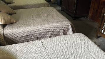 3 Schlafzimmer, Bügeleisen/Bügelbrett, kostenloses WLAN, Bettwäsche