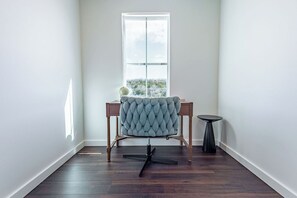 Interior - 3-bedroom Home in South Springfield (Springfield)