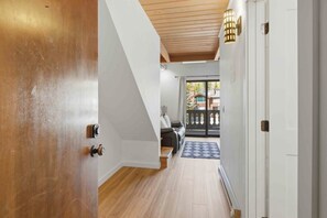 Interior - Edelweiss Loft | Ski-In Ski-Out Studio Steps from Warm Springs Lift (Ketchum)