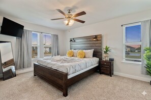 3 bedrooms, desk, iron/ironing board, travel cot - 30% off Last Min Deals! PCB Townhome W/Pool&Grill (Panama City Beach)