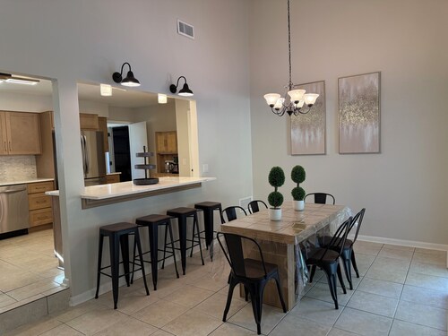 Unique Gem 3-bedroom 85” TV living 75” master Pool