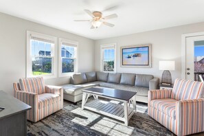 Smart TV - Pelican: Buxton Townhouse w/ Ocean Views & Porch (Buxton)