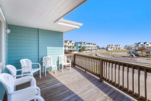 Terrace/patio - Pollock: Bright Buxton Townhouse w/ Ocean Views (Buxton)