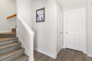 Interior - Pollock: Bright Buxton Townhouse w/ Ocean Views (Buxton)