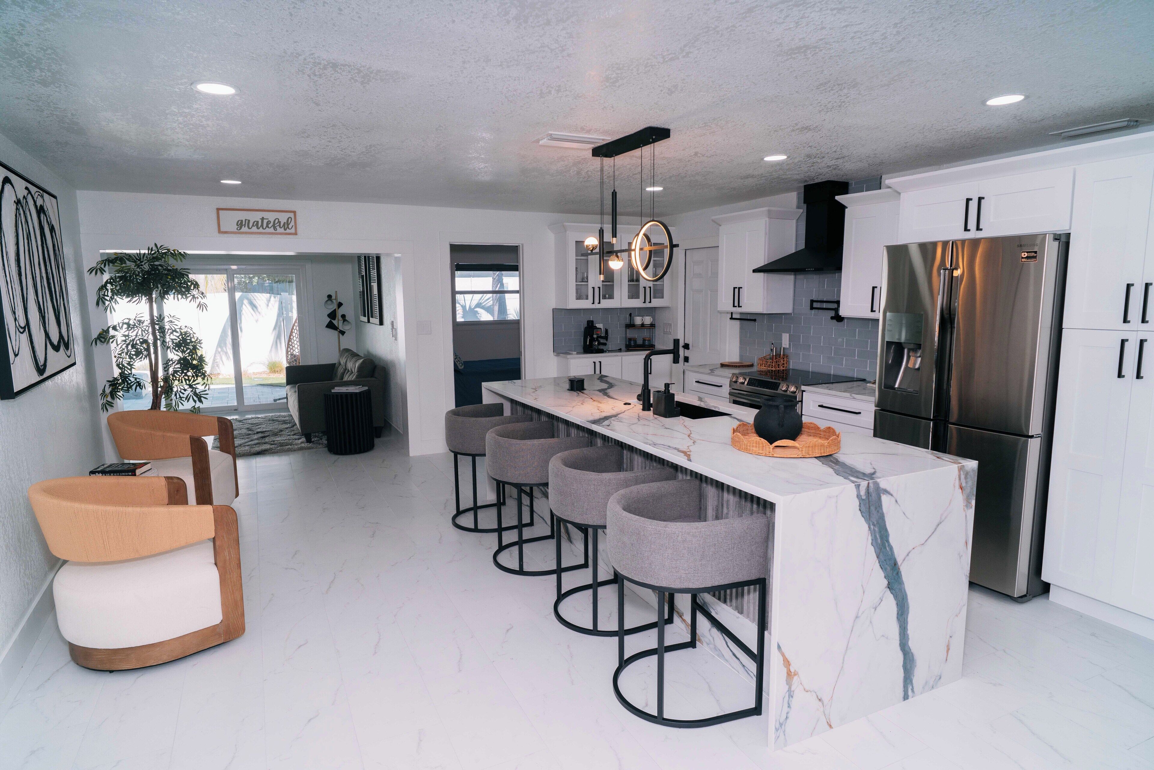 Mikrowelle, Ofen, Herdplatte, Geschirrspüler