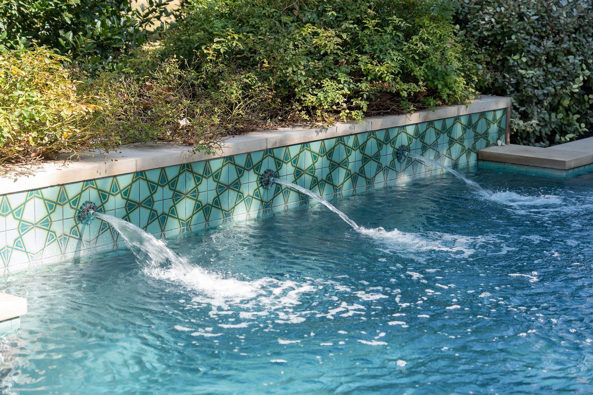 屋外プール、温水プール