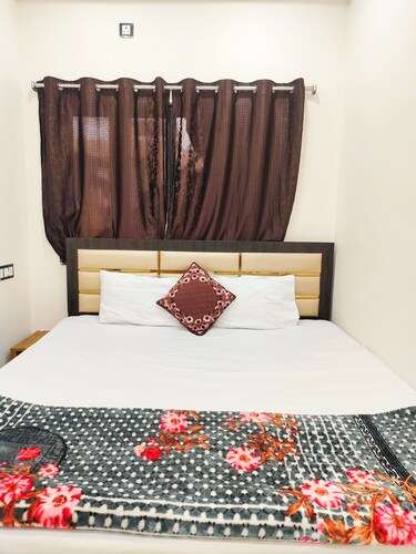 Shivay homestay ujjain 