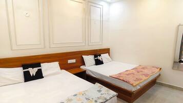 Doppia familiare, balcone | Wi-Fi gratuito