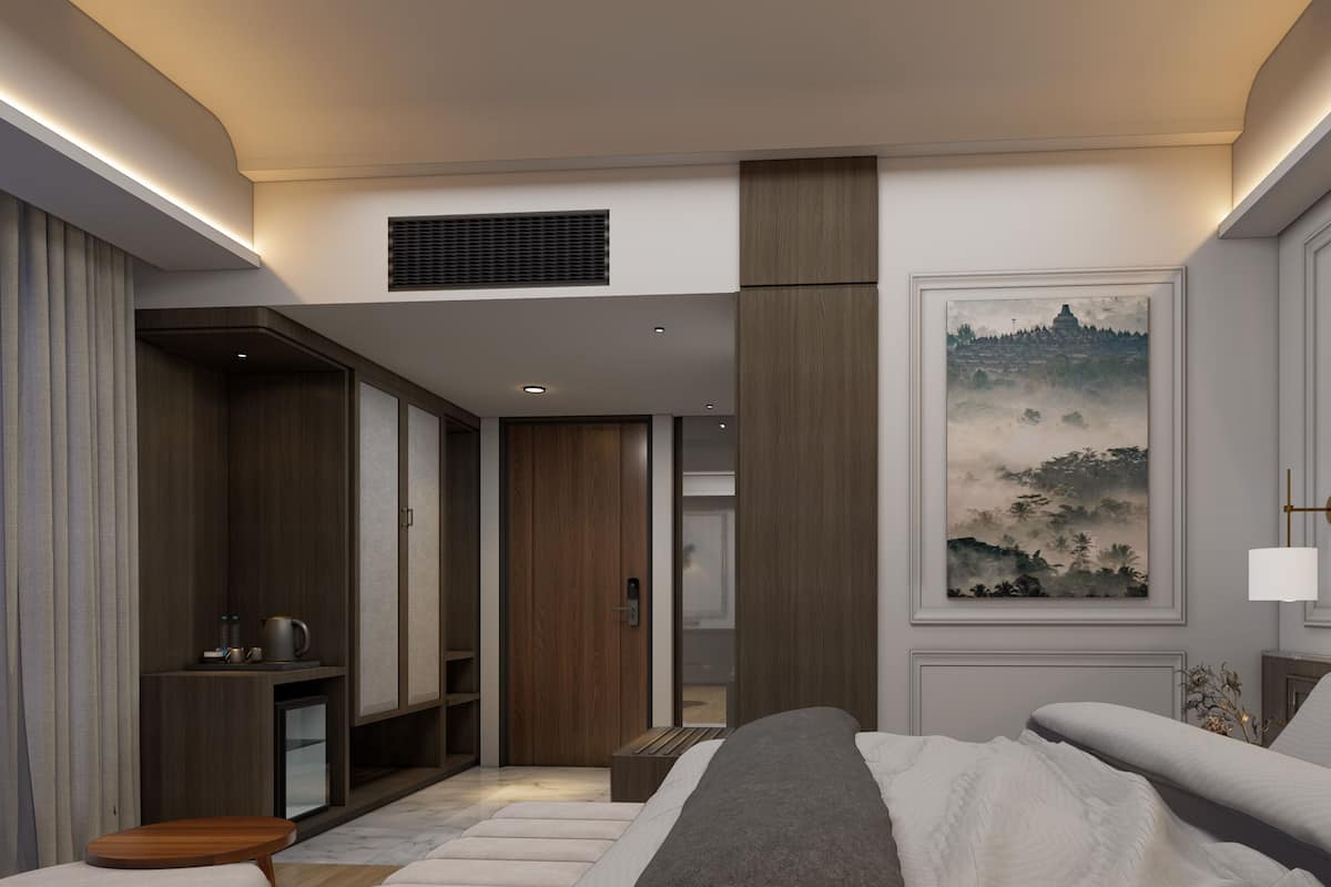 Executive Room | Minibar, in-room safe, desk, blackout curtains