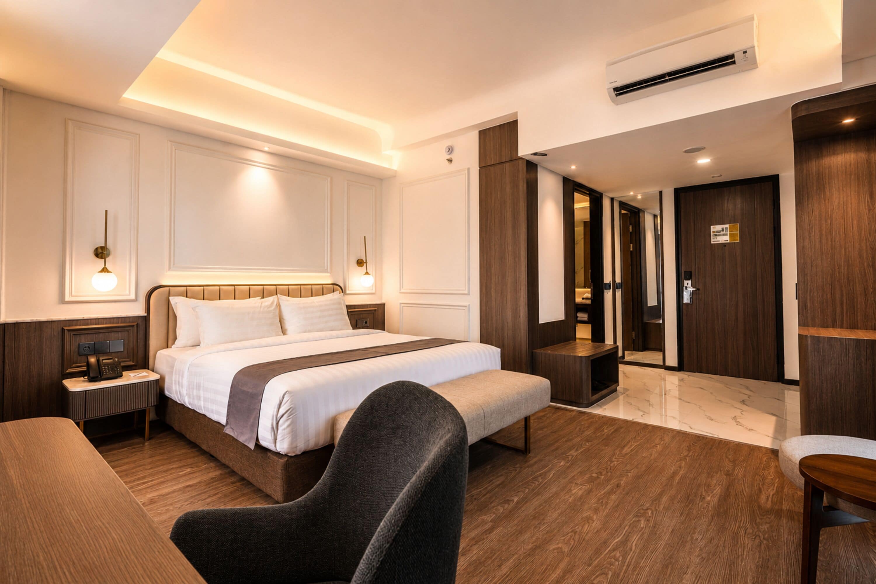 Minibar, in-room safe, desk, blackout curtains