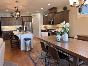 تناول الطعام