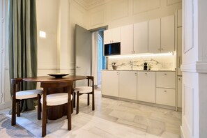 Dining - Fantastic elegant apartment at La Maestranza (Sevilla)