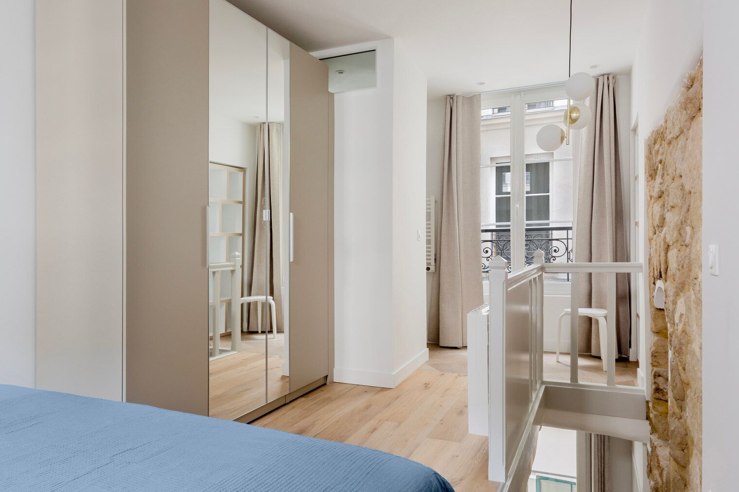 Fer et planche à repasser, Wi-Fi, draps fournis