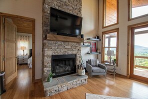 تلفزيون، مدفأة