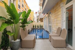 Alberca al aire libre 