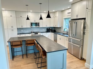Coffee/tea maker, fridge, microwave, oven - New Listing! Peaceful Oceanfront Home with Dock, Decks, and Shore Access in Cundy’s Harbor (Harpswell)