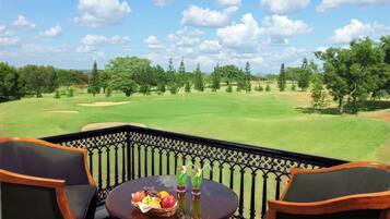 Golf Panorama Superior Room | Golf view