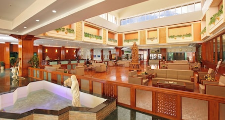 Reception. Eagleton - The Golf Resort