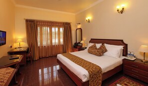 Nature View Permier Room | Desk, laptop workspace, iron/ironing board, bed sheets