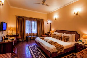 スイート | アイロン / アイロン台