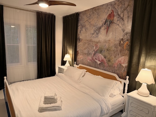 Classical Luxury + Nature + Grill + PacMan