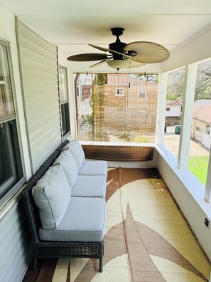 Terrace/patio - 5BR Retreat + PacMan Arcade + Grill + Sleeps 12+ (Cincinnati)