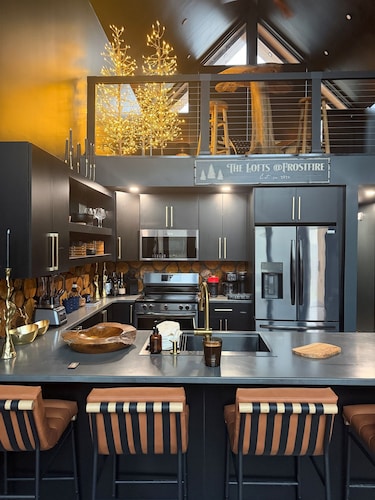 The Lofts @ Frost Fire- Cabin A