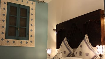 5 chambres, accĂšs Internet, draps fournis