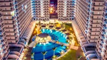 Apartment, 1 Bedroom, Smoking | Pool | Outdoor pool