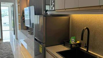 Apartment, 1 Bedroom, Smoking | Interior