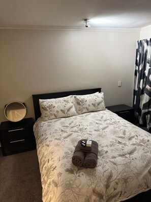 2 slaapkamers, internet, beddengoed