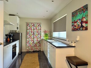 Microwave, oven, stovetop, dishwasher