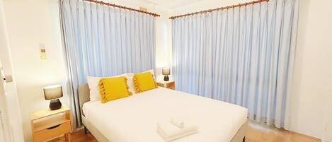 3 soverom, strykejern/-brett, wi-fi og sengetøy