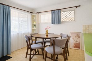 Dining - Charming 3-bedroom house in lovely Rochedale South with AC (Rochedale South)