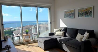 Escape to Paradise: Ocean View Condo in Lagoa, Açores! AL#5336