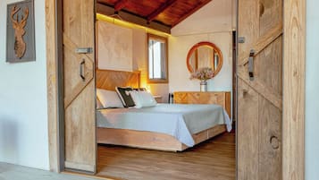 Deluxe Cabin, 1 Bedroom, Air conditioning, Lake View